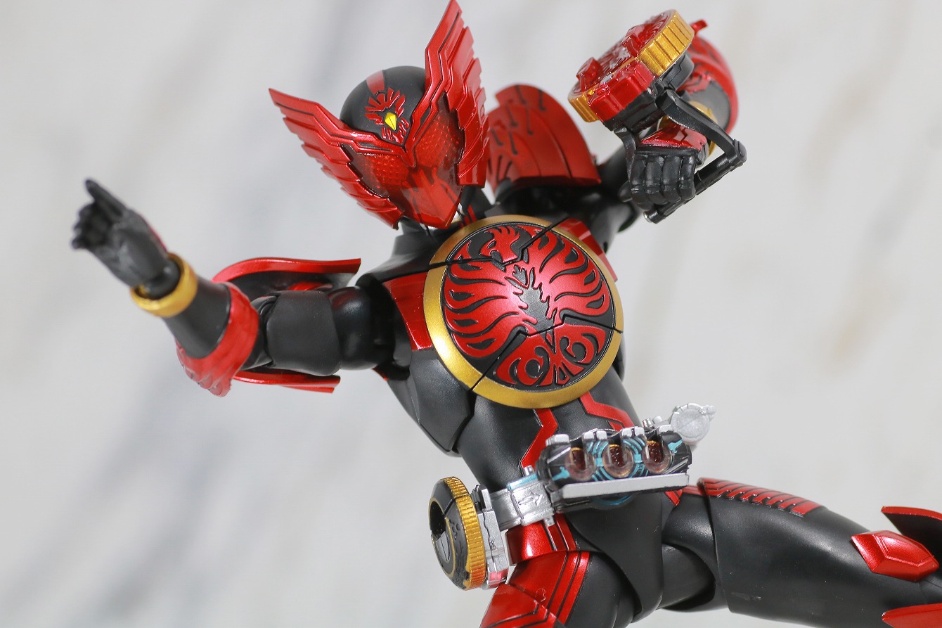 S.H.フィギュアーツ　仮面ライダーオーズ　タジャドルコンボ　真骨彫製法　レビュー　アクション