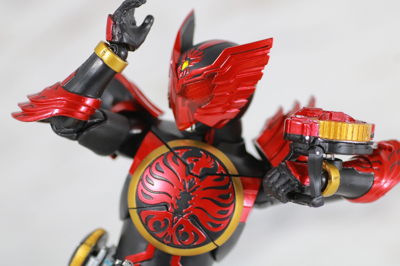 S.H.フィギュアーツ　仮面ライダーオーズ　タジャドルコンボ　真骨彫製法　レビュー　アクション