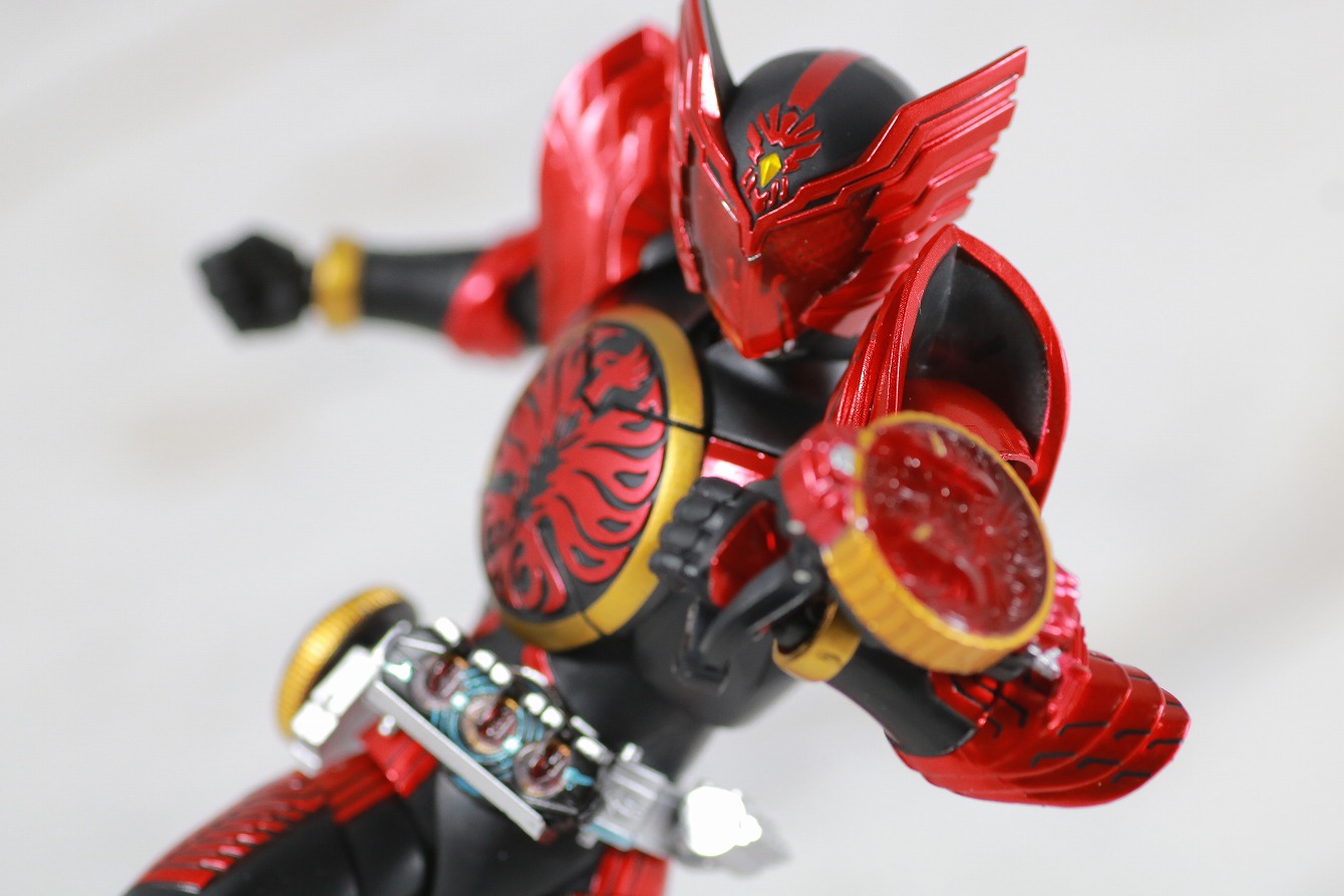 S.H.フィギュアーツ　仮面ライダーオーズ　タジャドルコンボ　真骨彫製法　レビュー　アクション