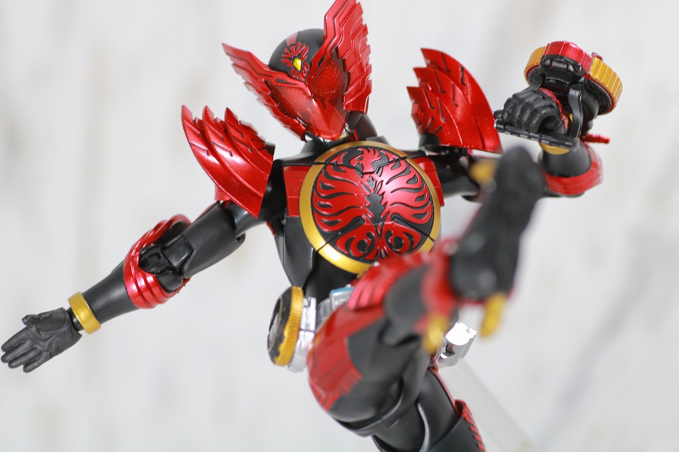 S.H.フィギュアーツ　仮面ライダーオーズ　タジャドルコンボ　真骨彫製法　レビュー　アクション