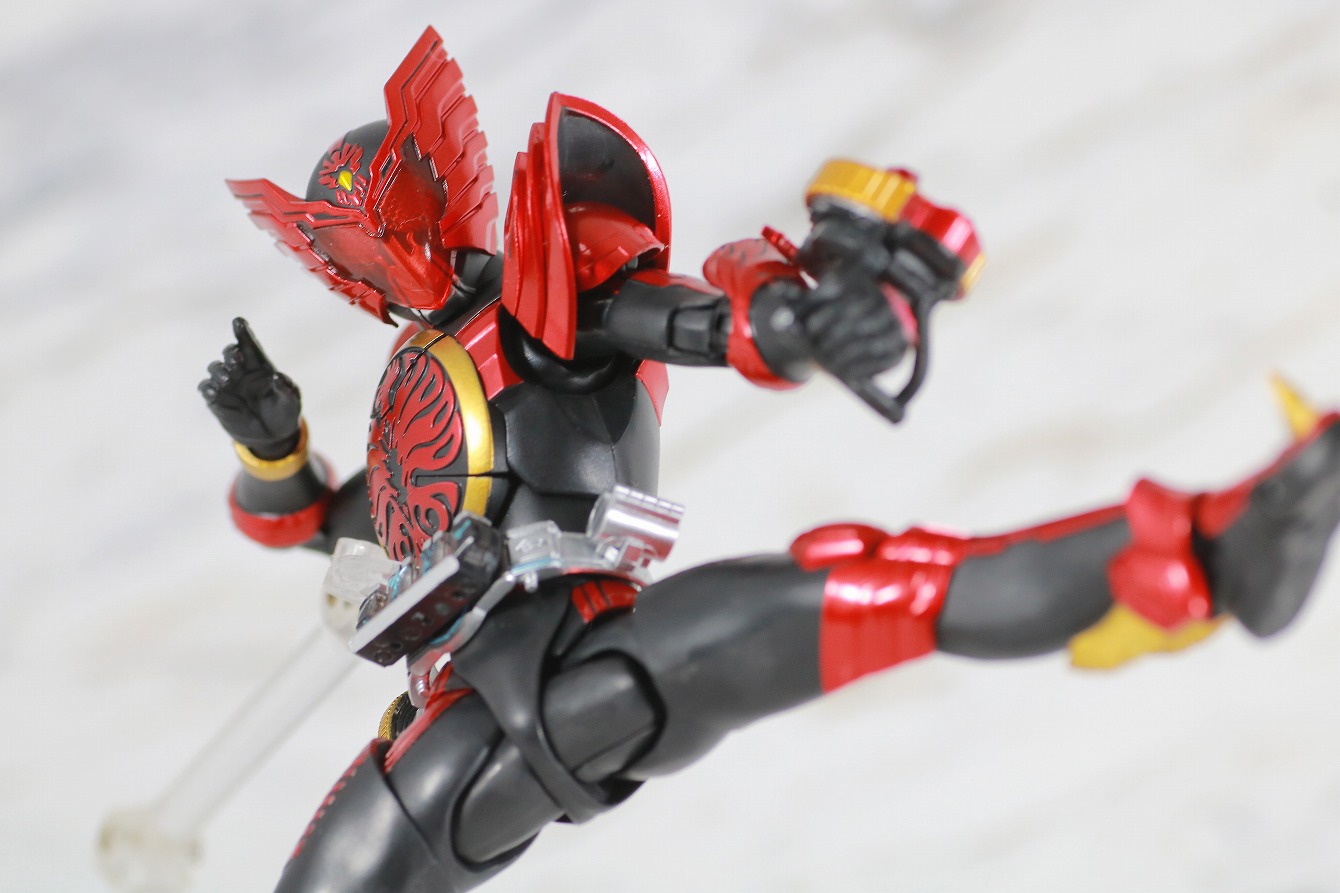 S.H.フィギュアーツ　仮面ライダーオーズ　タジャドルコンボ　真骨彫製法　レビュー　アクション