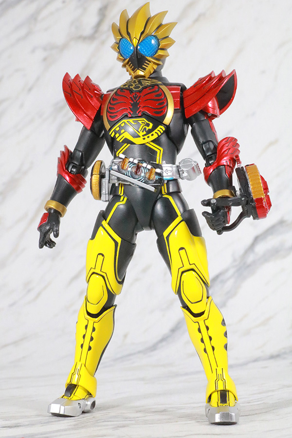 S.H.フィギュアーツ　仮面ライダーオーズ　タジャドルコンボ　真骨彫製法　レビュー　コンボチェンジ　ラジャーター