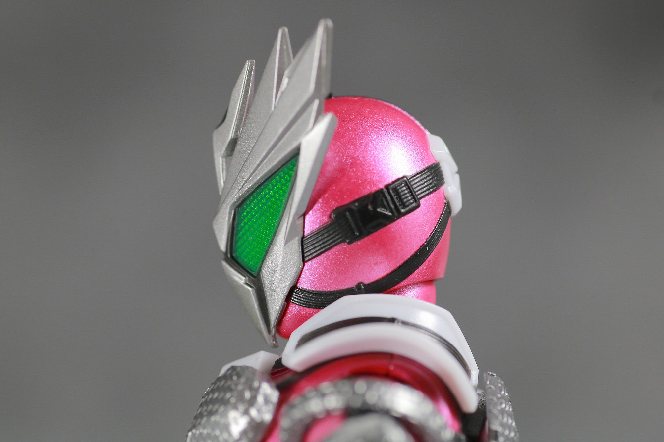 S.H.フィギュアーツ　仮面ライダー迅　フライングファルコン　レビュー　全身