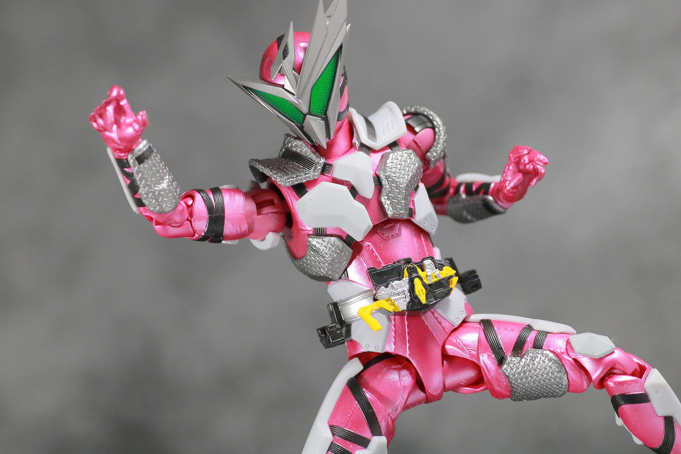 S.H.フィギュアーツ　仮面ライダー迅　フライングファルコン　レビュー　アクション