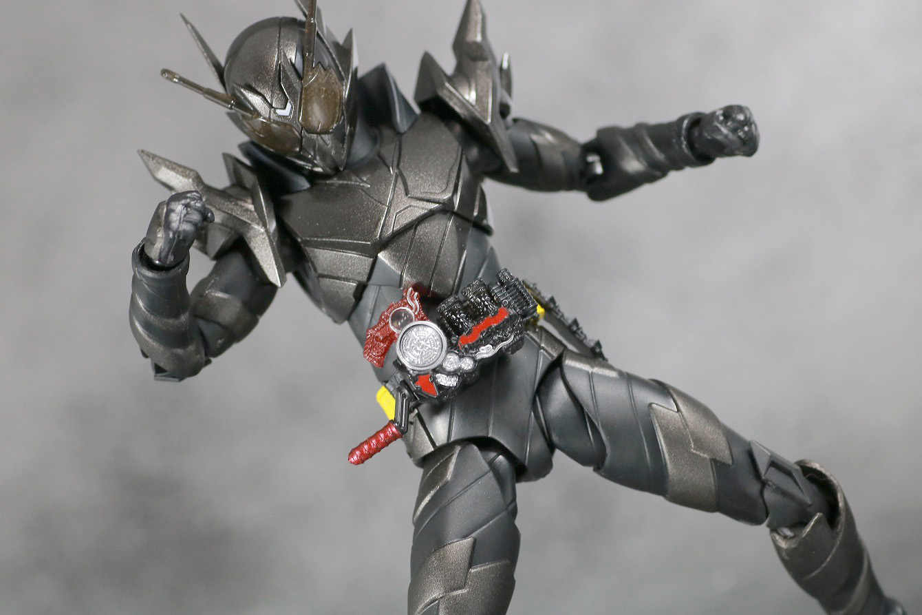 S.H.フィギュアーツ　仮面ライダーメタルビルド　レビュー　アクション