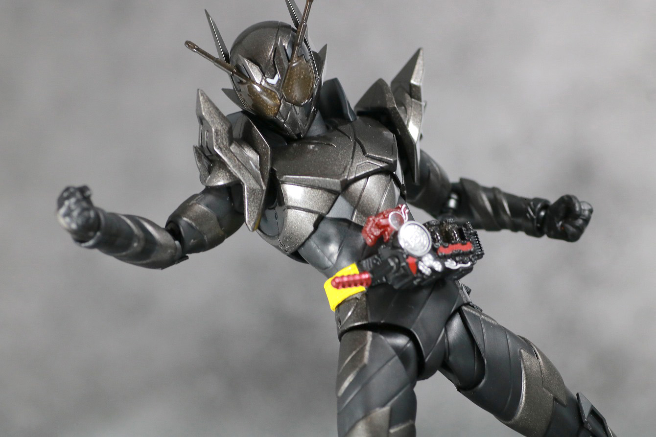 S.H.フィギュアーツ　仮面ライダーメタルビルド　レビュー　アクション