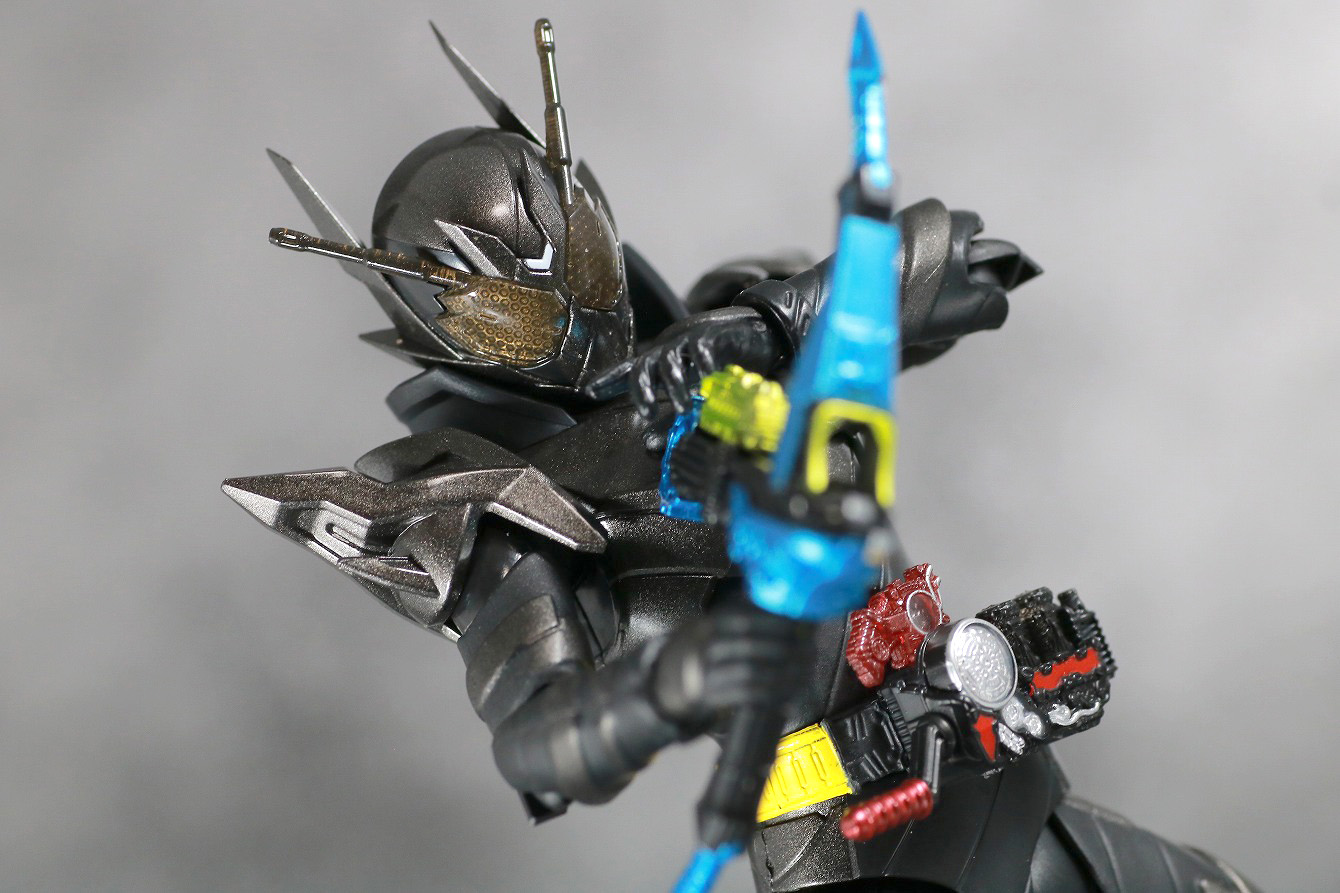 S.H.フィギュアーツ　仮面ライダーメタルビルド　レビュー　アクション