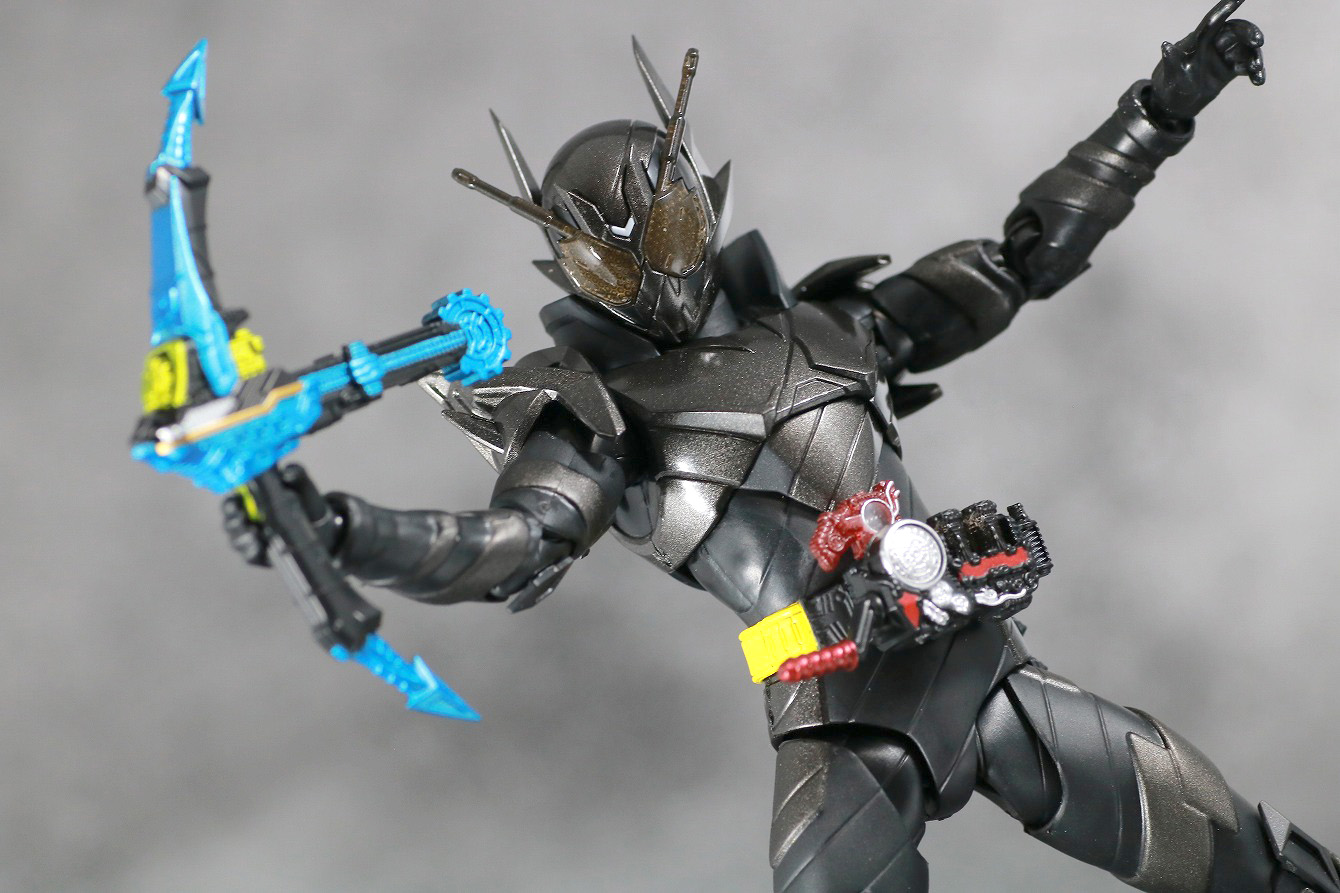 S.H.フィギュアーツ　仮面ライダーメタルビルド　レビュー　アクション