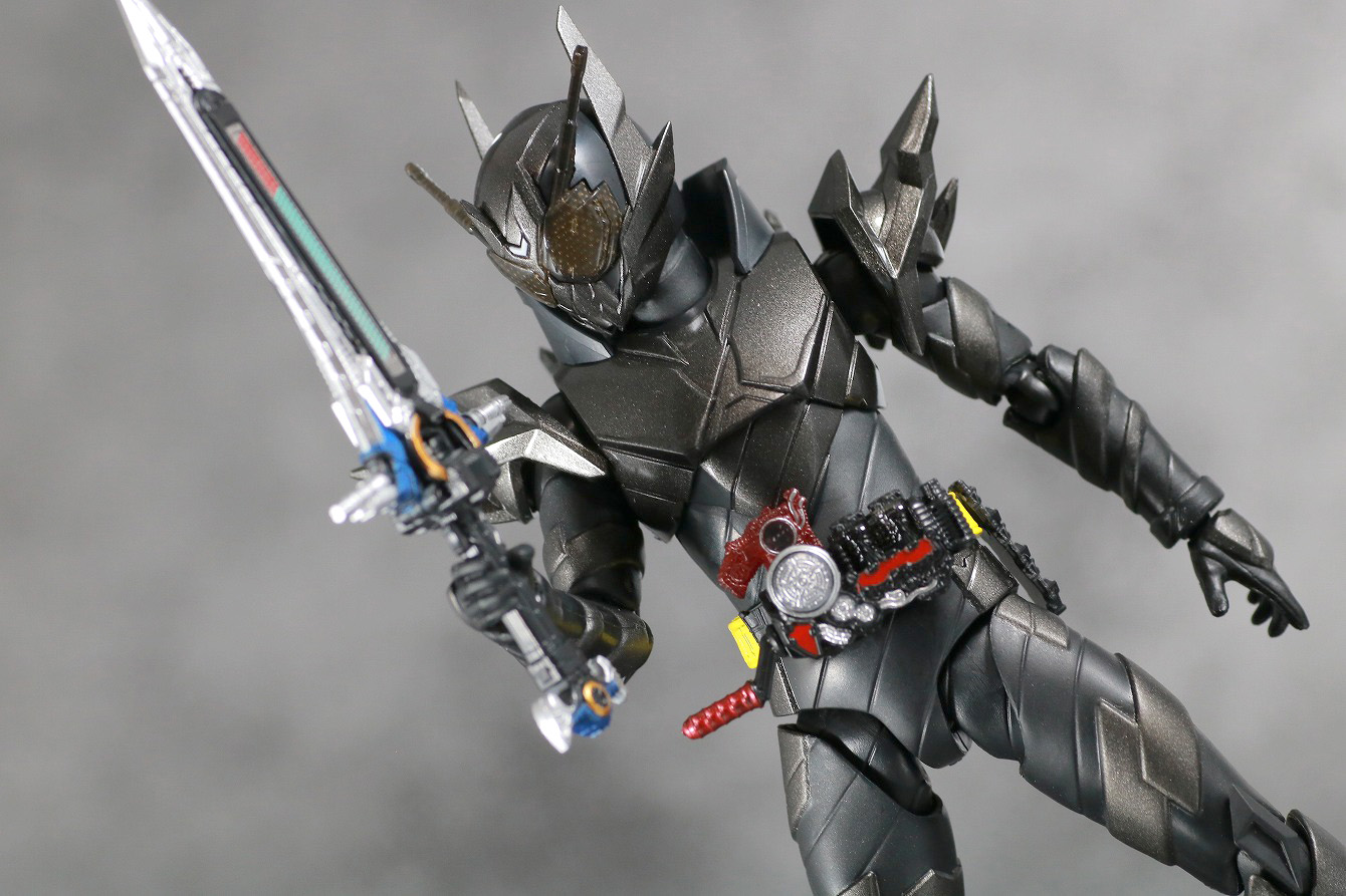 S.H.フィギュアーツ　仮面ライダーメタルビルド　レビュー　アクション