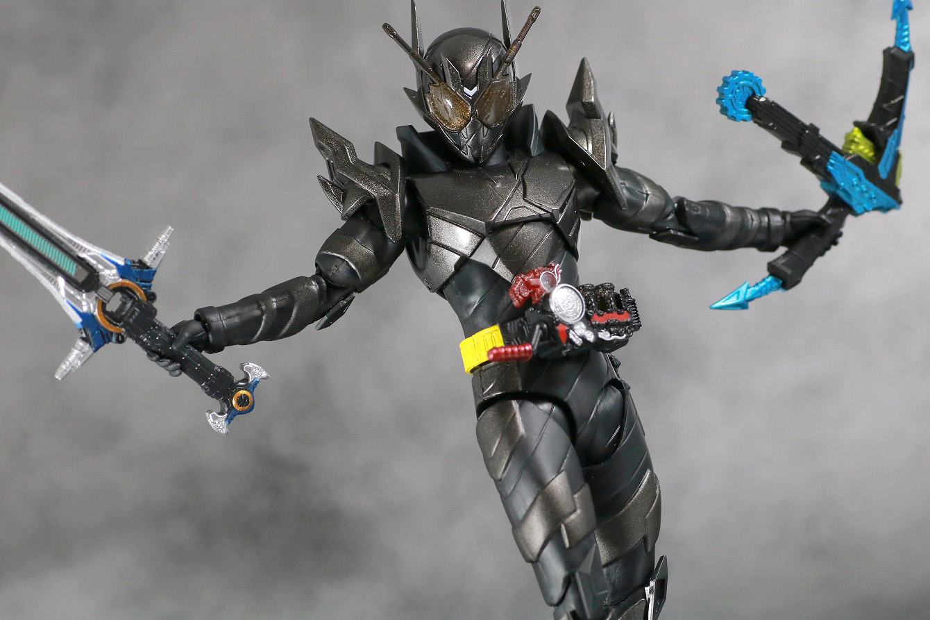 S.H.フィギュアーツ　仮面ライダーメタルビルド　レビュー　アクション