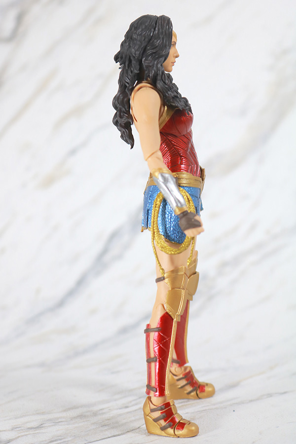 S.H.フィギュアーツ　ワンダーウーマン　WW84　レビュー　全身