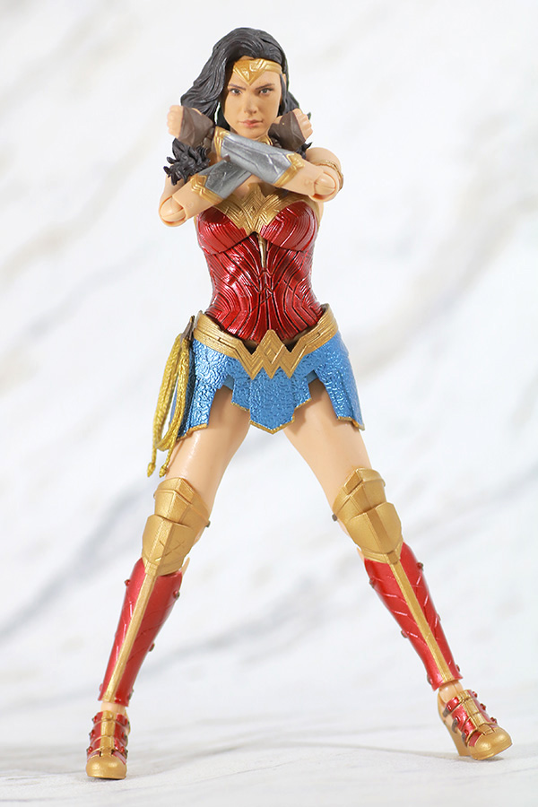 S.H.フィギュアーツ　ワンダーウーマン　WW84　レビュー　アクション