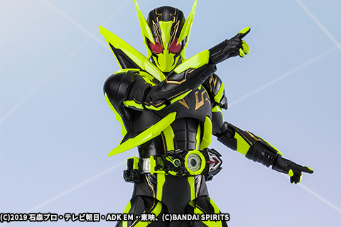 S.H.Figuarts　仮面ライダーゼロワン　シャイニングホッパーの商品画像