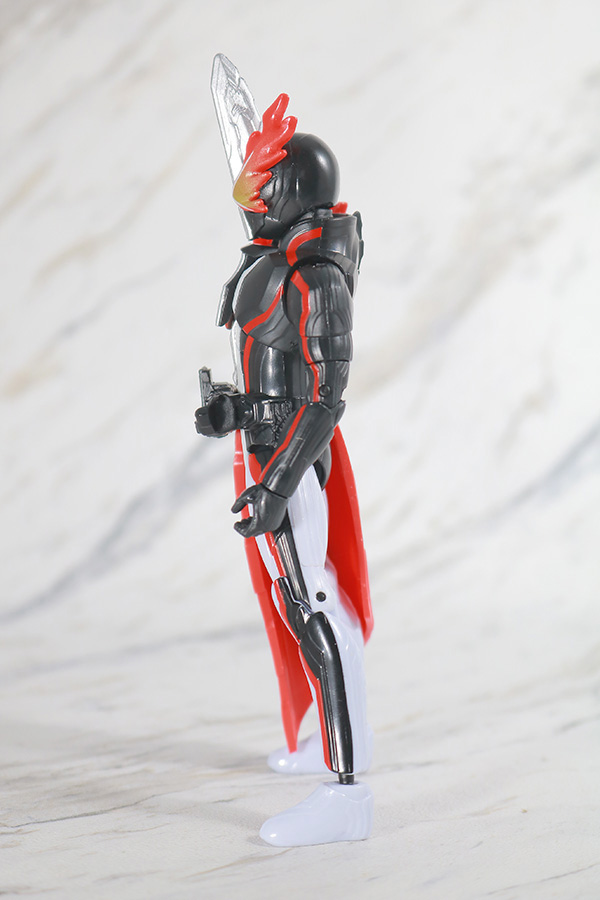 RKF　仮面ライダーセイバー　ブレイブドラゴン　レビュー　全身