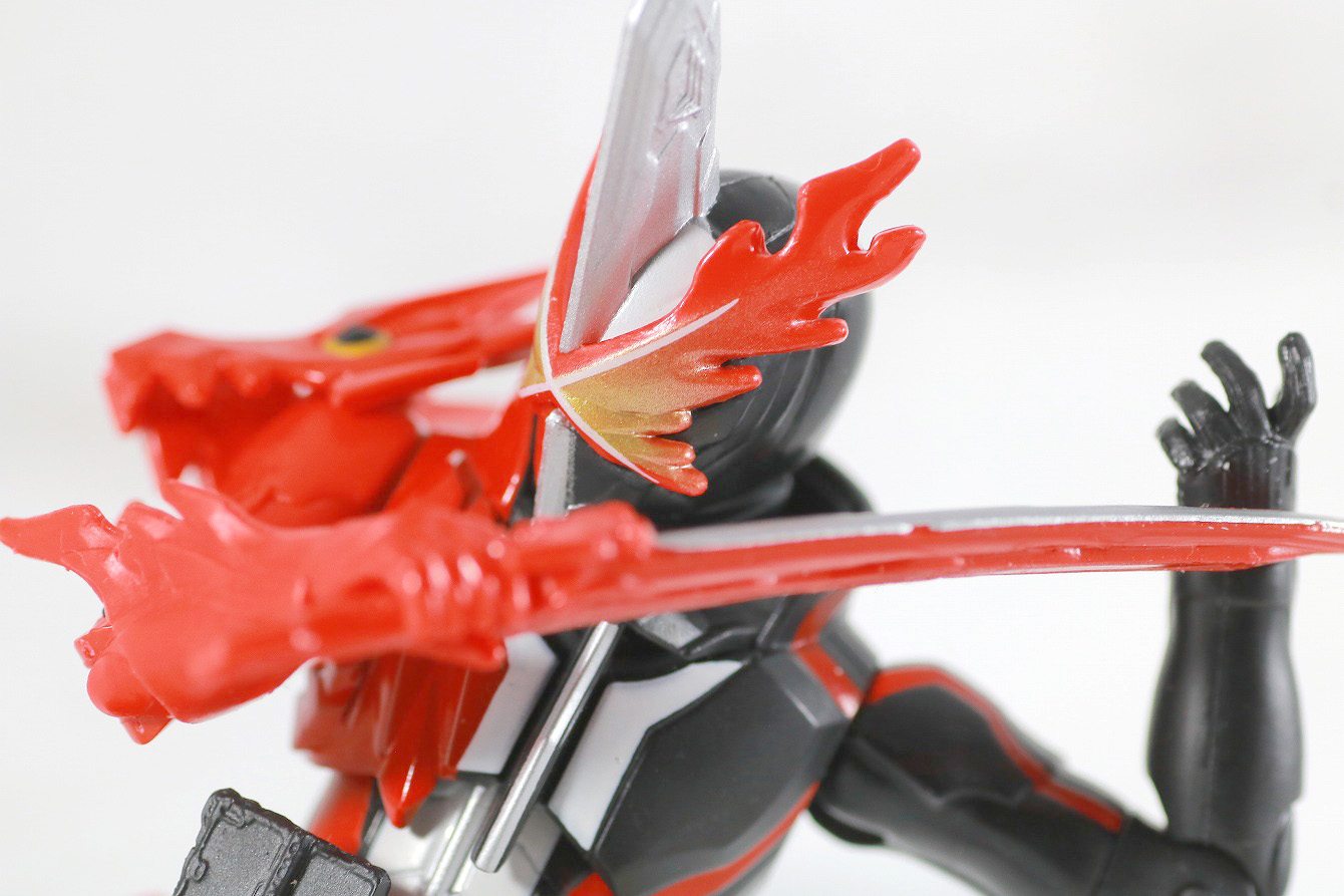 RKF　仮面ライダーセイバー　ブレイブドラゴン　レビュー　アクション