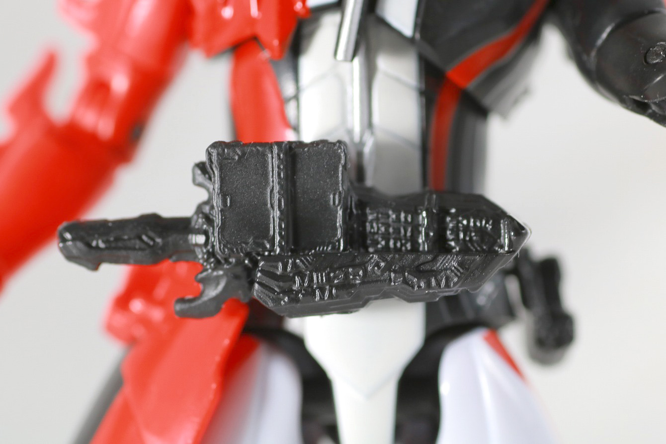 RKF　仮面ライダーセイバー　ブレイブドラゴン　レビュー　付属品　聖剣ソードライバー