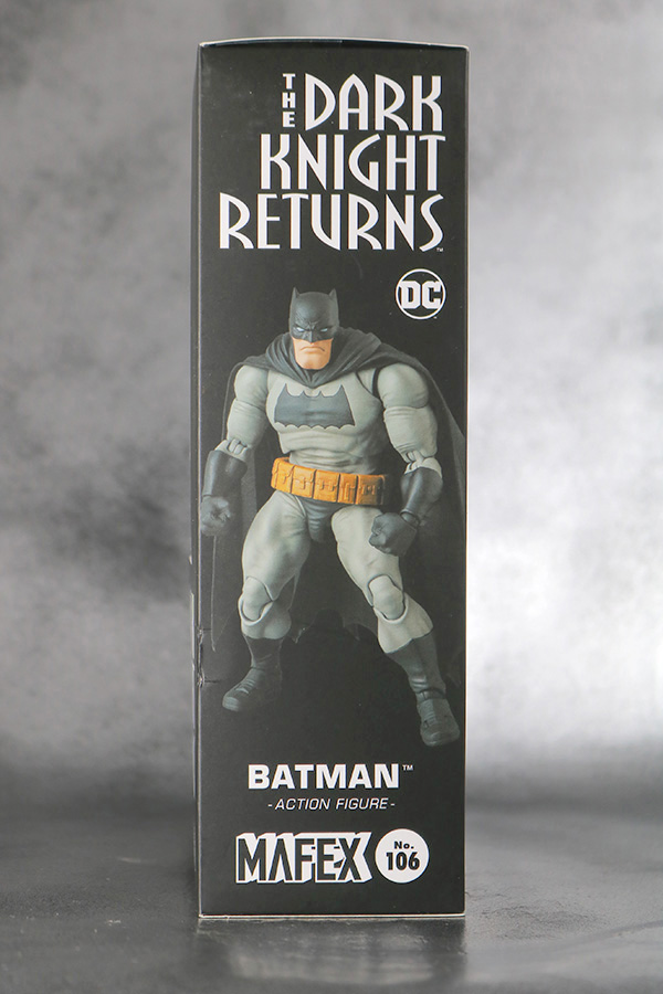 MAFEX バットマン（The Dark Knight Returns）　レビュー　パッケージ