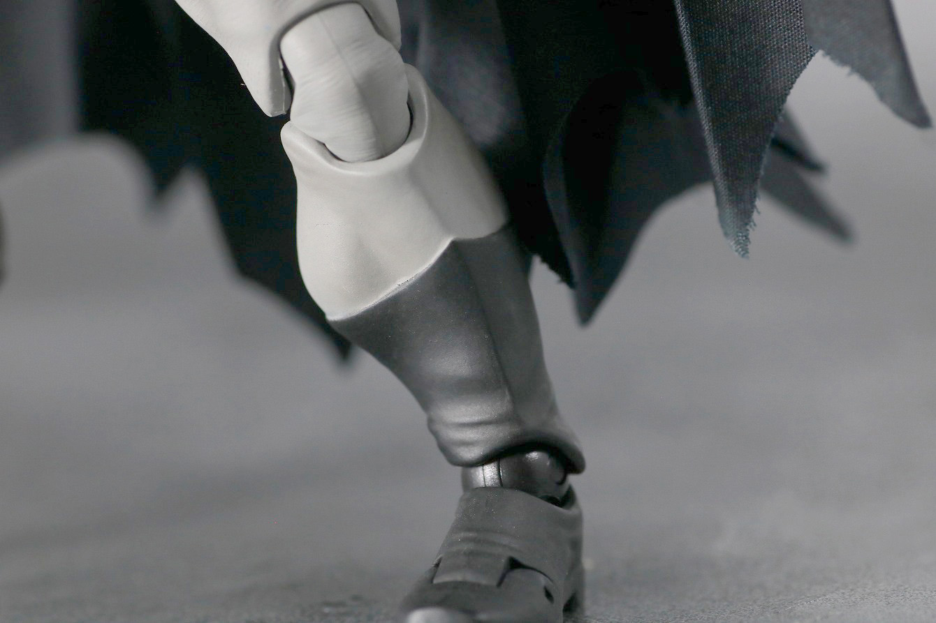 MAFEX バットマン（The Dark Knight Returns）　レビュー　全身