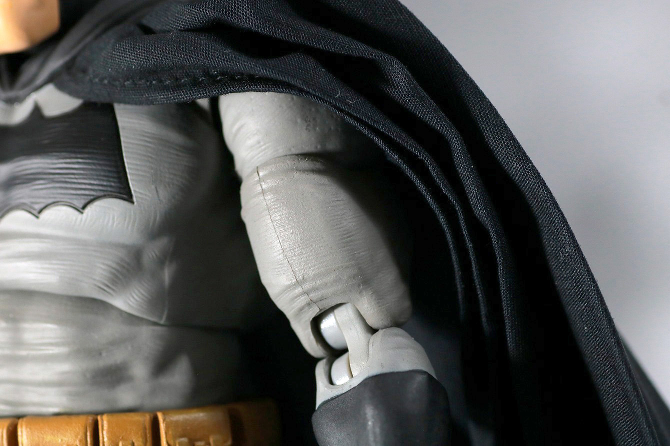 MAFEX バットマン（The Dark Knight Returns）　レビュー　全身