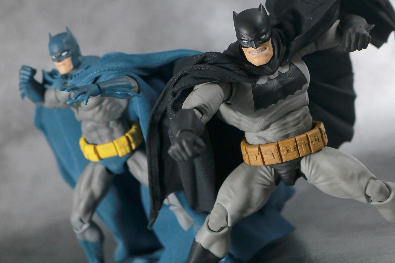 MAFEX バットマン（The Dark Knight Returns）　レビュー　アクション