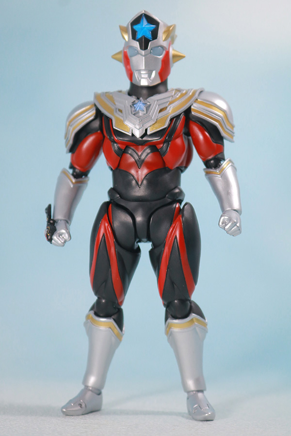 S.H.フィギュアーツ　ウルトラマンタイタス　レビュー　本体