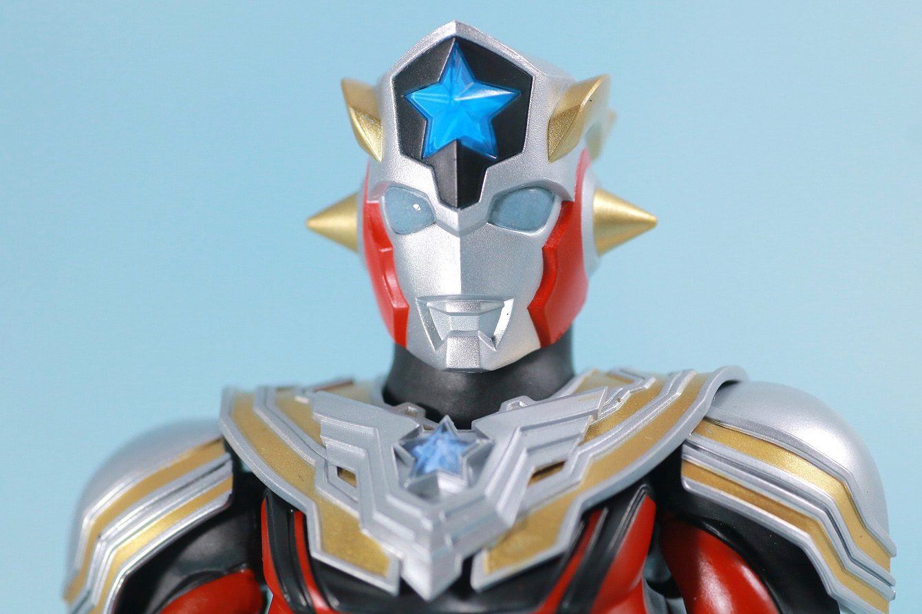 S.H.フィギュアーツ　ウルトラマンタイタス　レビュー　本体