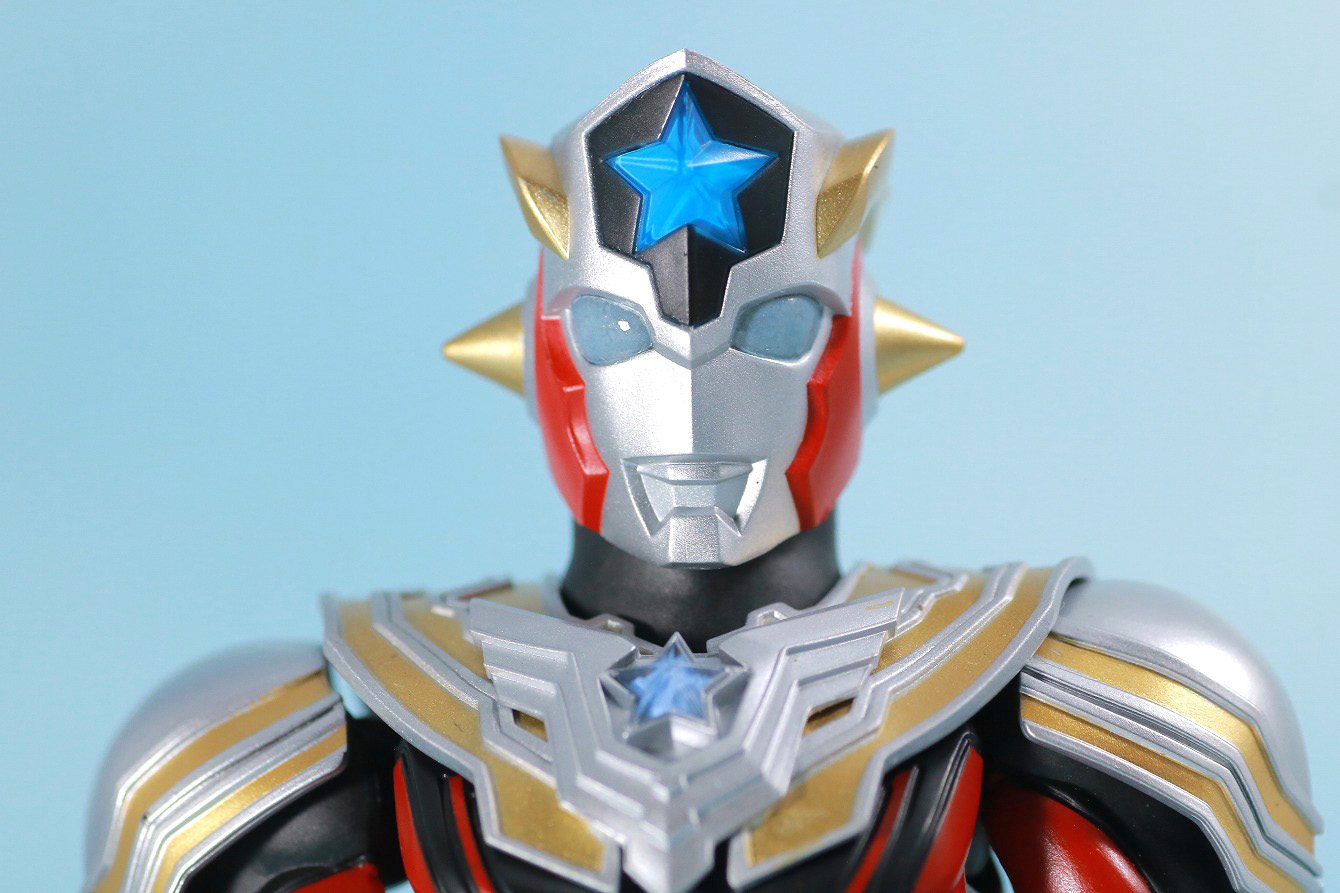 S.H.フィギュアーツ　ウルトラマンタイタス　レビュー　本体