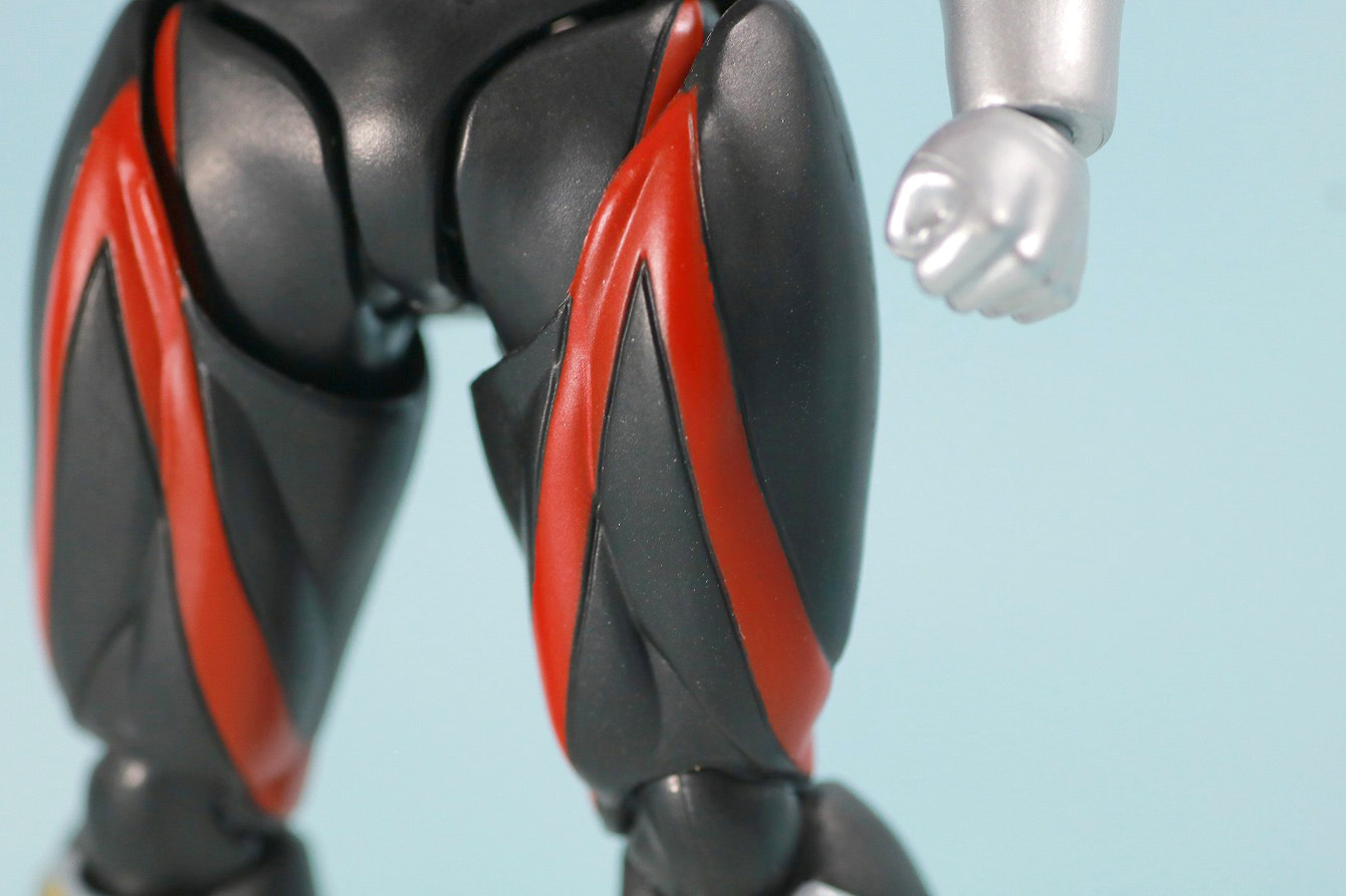 S.H.フィギュアーツ　ウルトラマンタイタス　レビュー　本体