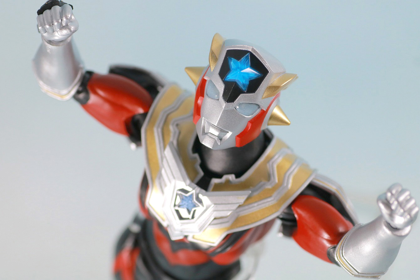 S.H.フィギュアーツ　ウルトラマンタイタス　レビュー　アクション