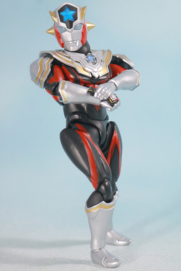 S.H.フィギュアーツ　ウルトラマンタイタス　レビュー　アクション