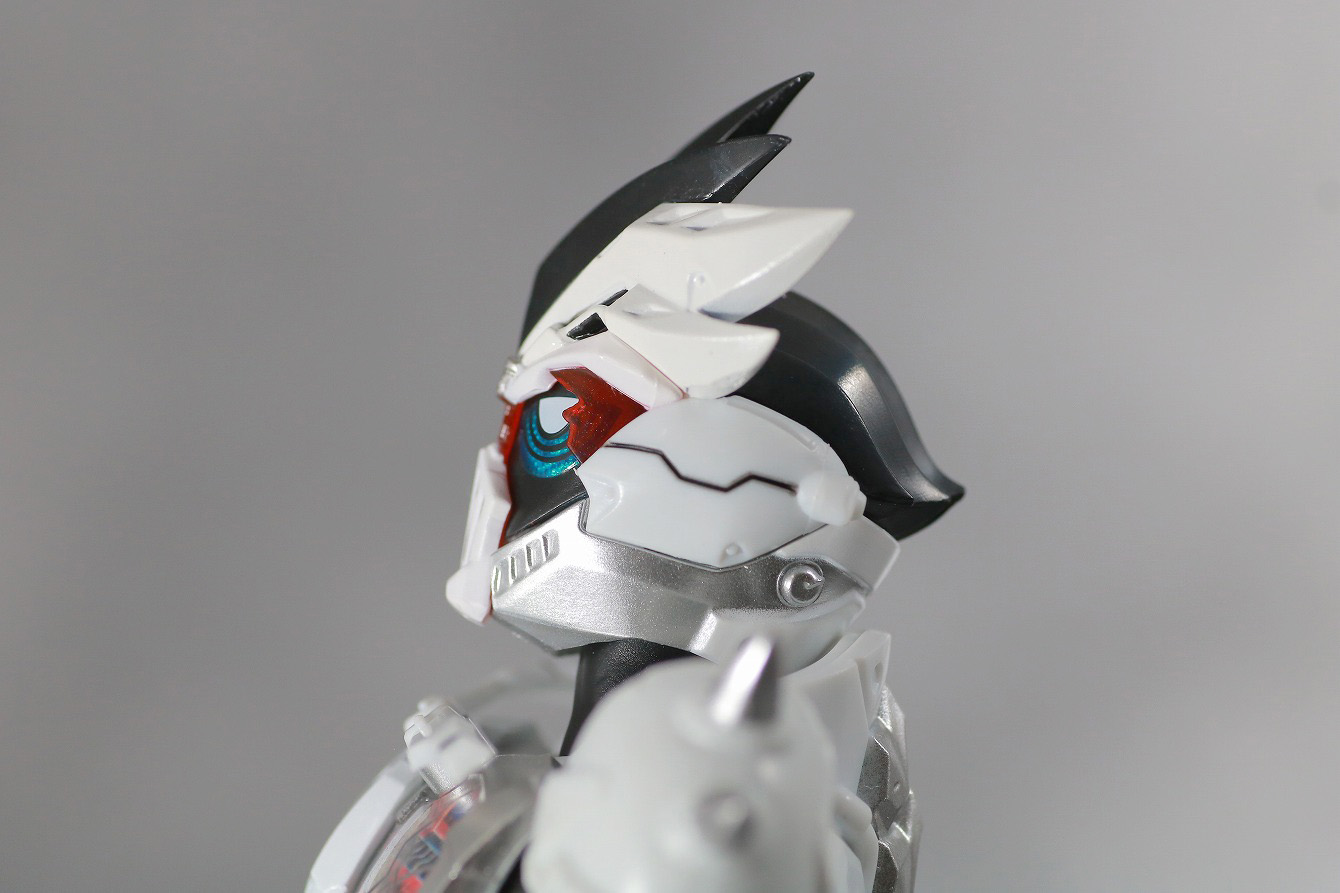 S.H.フィギュアーツ　仮面ライダーゲンム　ゾンビアクションゲーマー　レベルX-0　レビュー　可動範囲　首後ろ可動