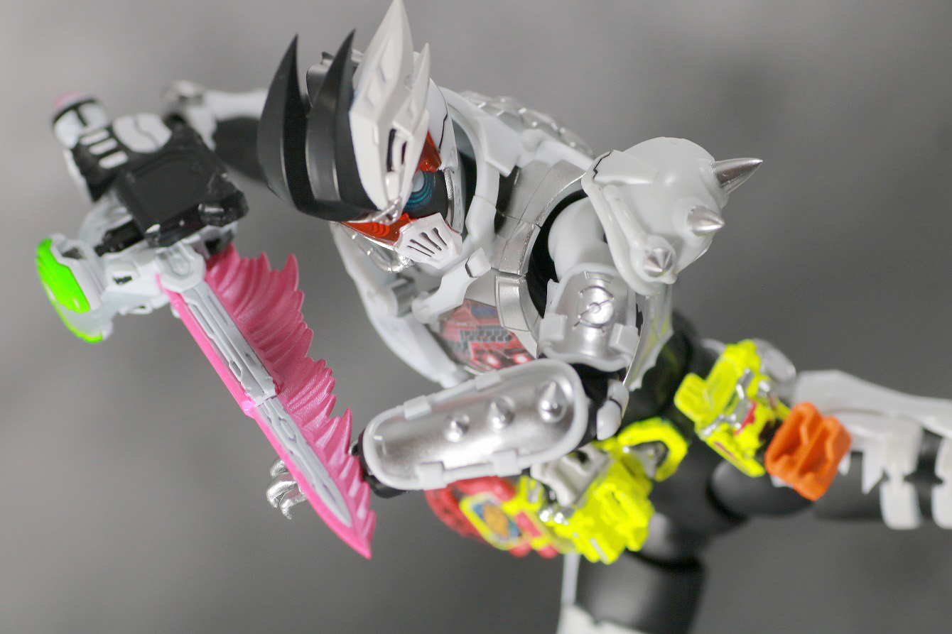 S.H.フィギュアーツ　仮面ライダーゲンム　ゾンビアクションゲーマー　レベルX-0　レビュー　アクション