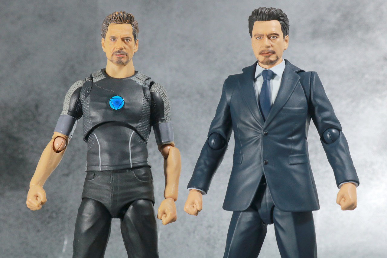 S.H.フィギュアーツ　トニー・スターク　Birth of Iron Man　レビュー　全身　アイアンマン3　比較