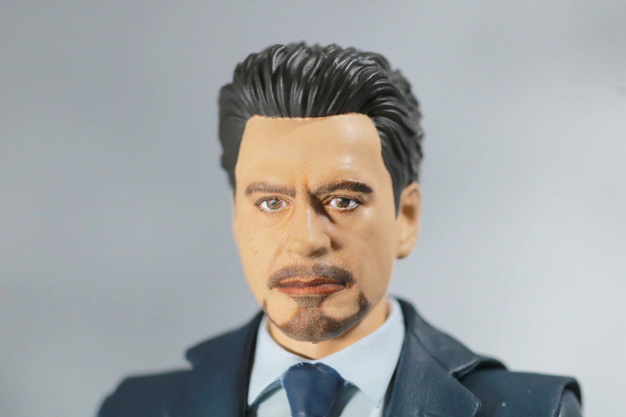 S.H.フィギュアーツ　トニー・スターク　Birth of Iron Man　レビュー　全身