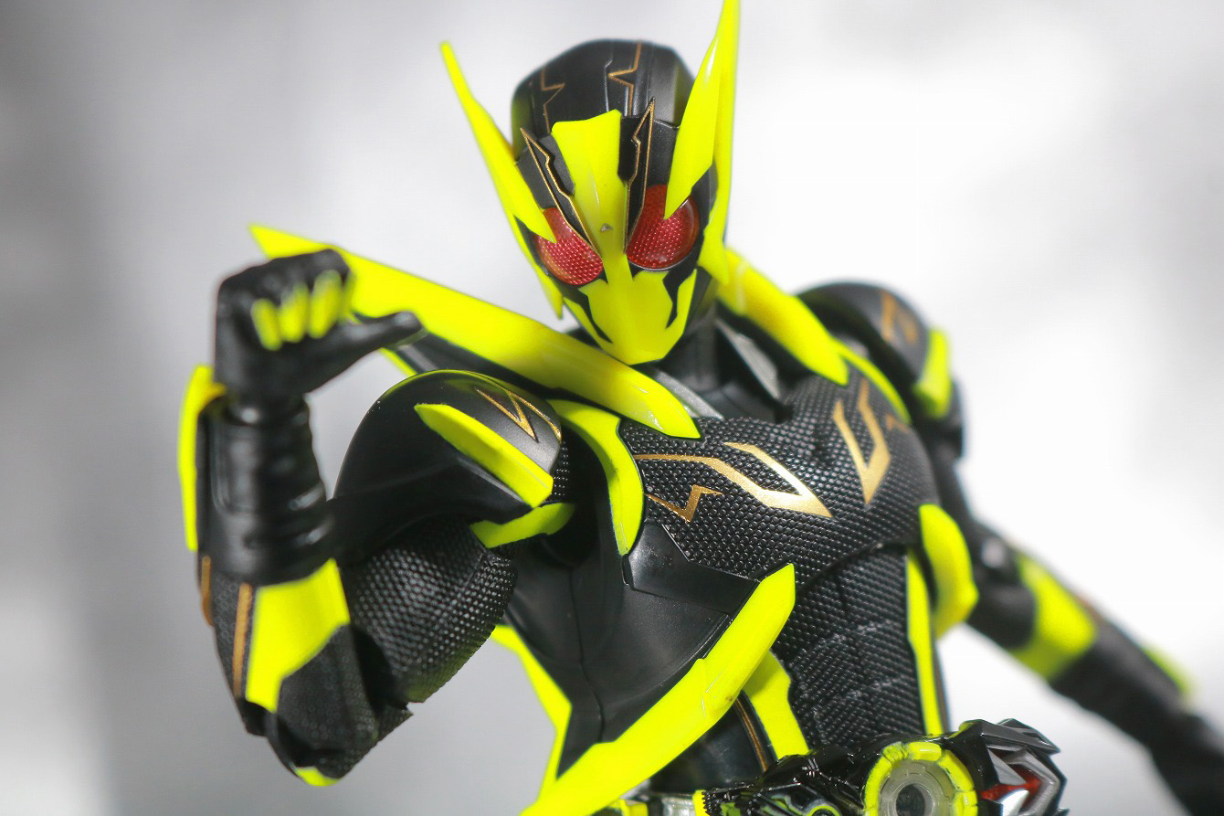 S.H.フィギュアーツ　仮面ライダーゼロワン　シャイニングホッパー　レビュー　アクション