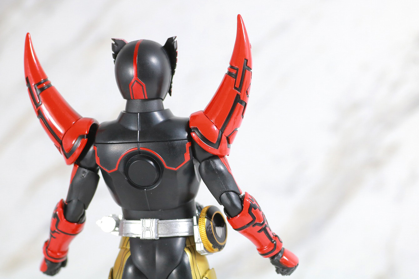 S.H.フィギュアーツ　仮面ライダーオーズ　タマシーコンボ　真骨彫製法　レビュー　本体