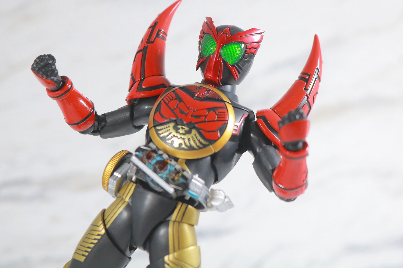 S.H.フィギュアーツ　仮面ライダーオーズ　タマシーコンボ　真骨彫製法　レビュー　アクション