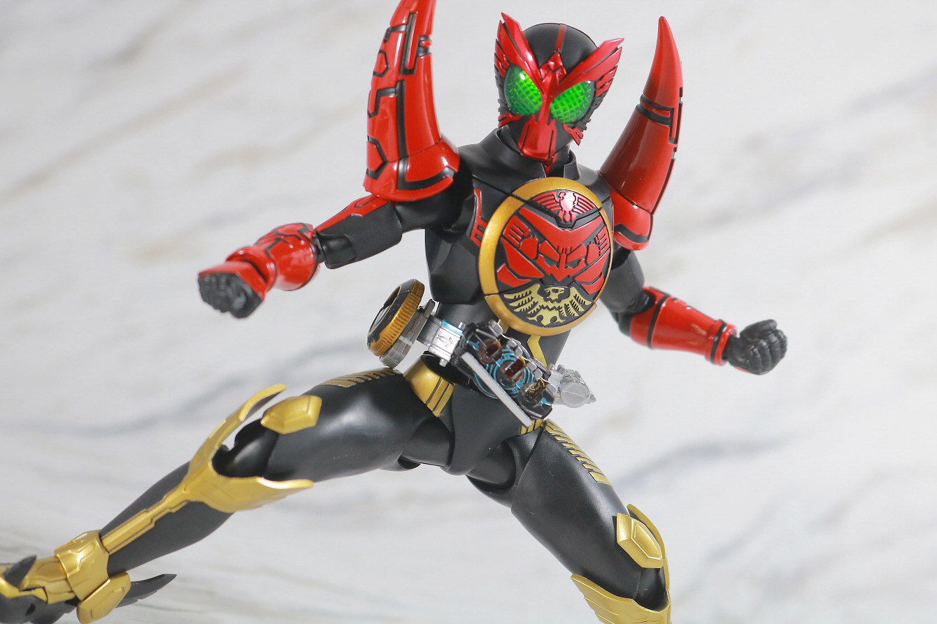 S.H.フィギュアーツ　仮面ライダーオーズ　タマシーコンボ　真骨彫製法　レビュー　アクション