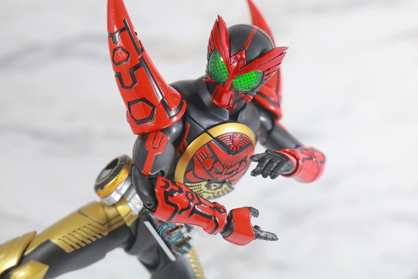 S.H.フィギュアーツ　仮面ライダーオーズ　タマシーコンボ　真骨彫製法　レビュー　アクション