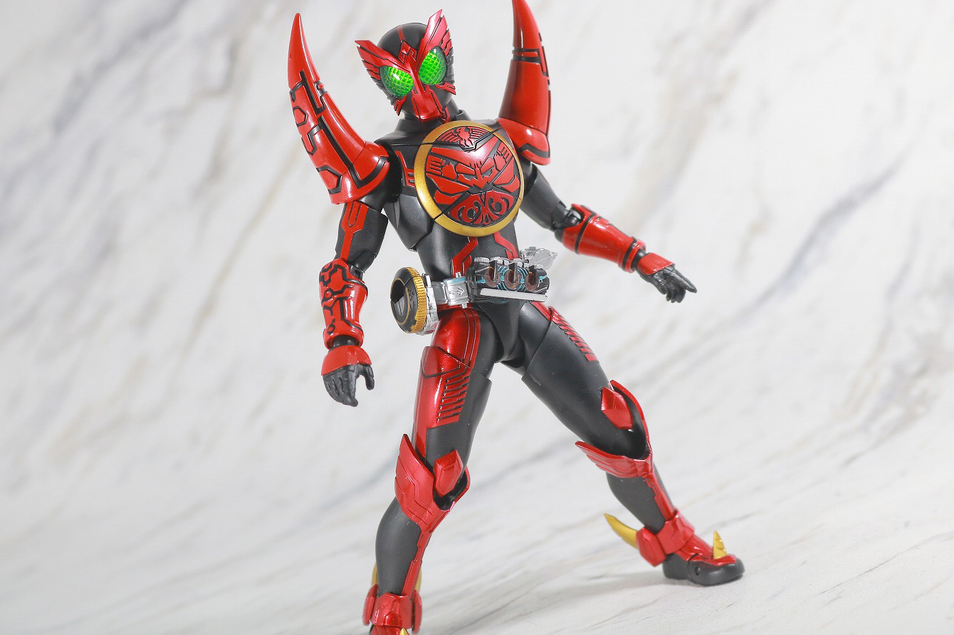 S.H.フィギュアーツ　仮面ライダーオーズ　タマシーコンボ　真骨彫製法　レビュー　アクション　コンボチェンジギミック　タマドル