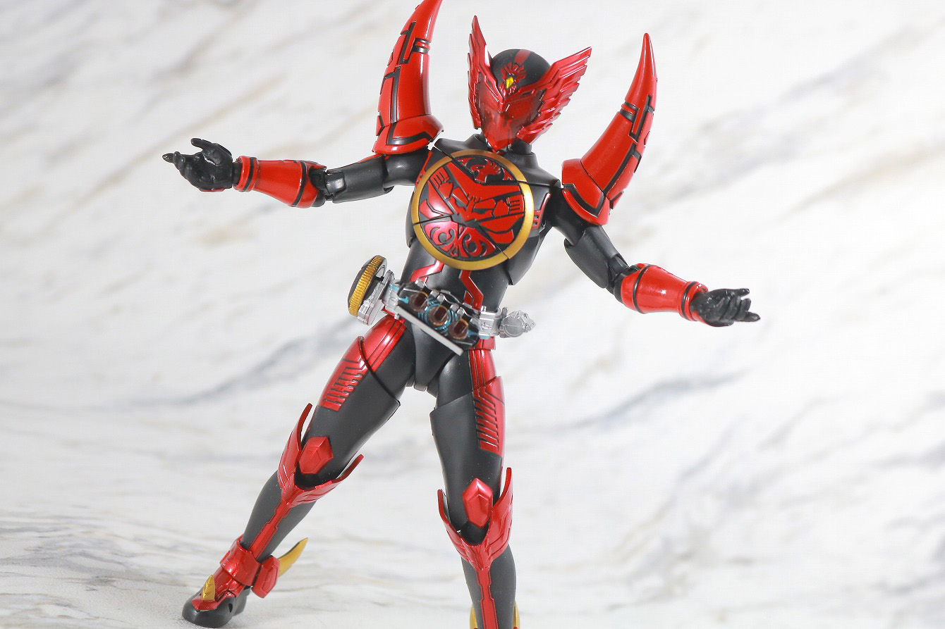 S.H.フィギュアーツ　仮面ライダーオーズ　タマシーコンボ　真骨彫製法　レビュー　アクション　コンボチェンジギミック　タマドル