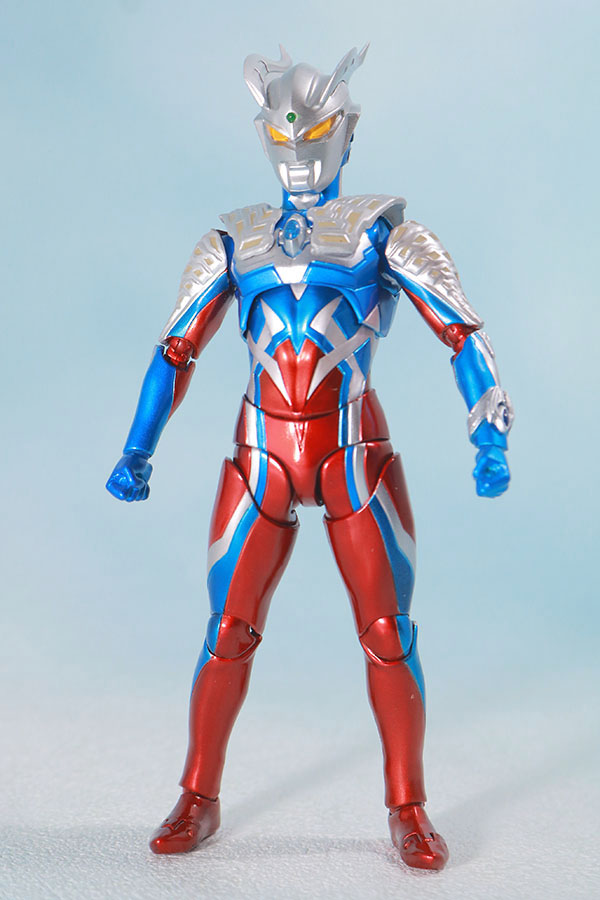 S.H.フィギュアーツ　ウルトラマンゼロ 10th Anniversary スペシャルカラーVer.　レビュー　本体