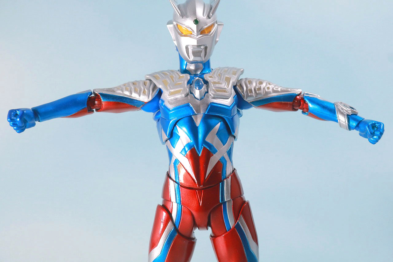 S.H.フィギュアーツ　ウルトラマンゼロ 10th Anniversary スペシャルカラーVer.　レビュー　可動範囲