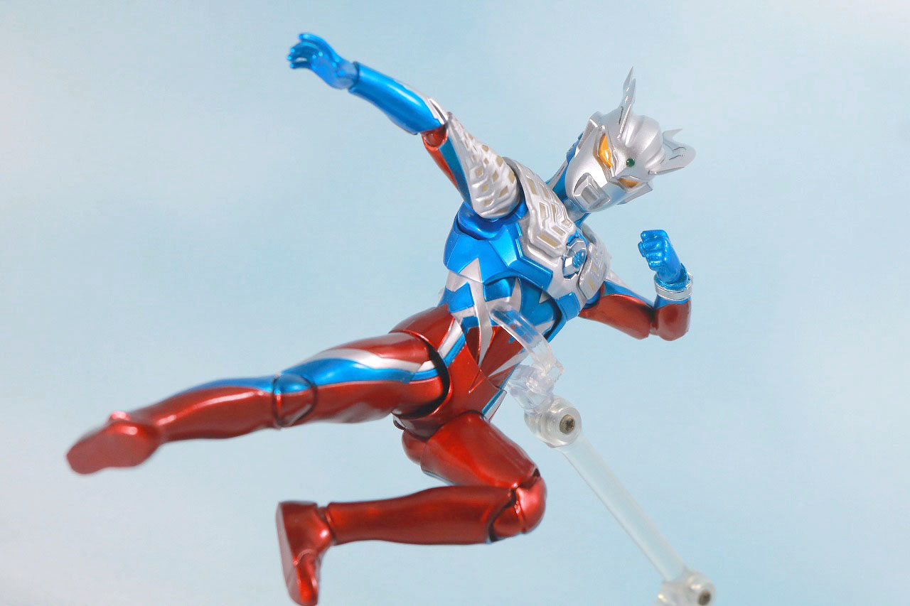 S.H.フィギュアーツ　ウルトラマンゼロ 10th Anniversary スペシャルカラーVer.　レビュー　アクション