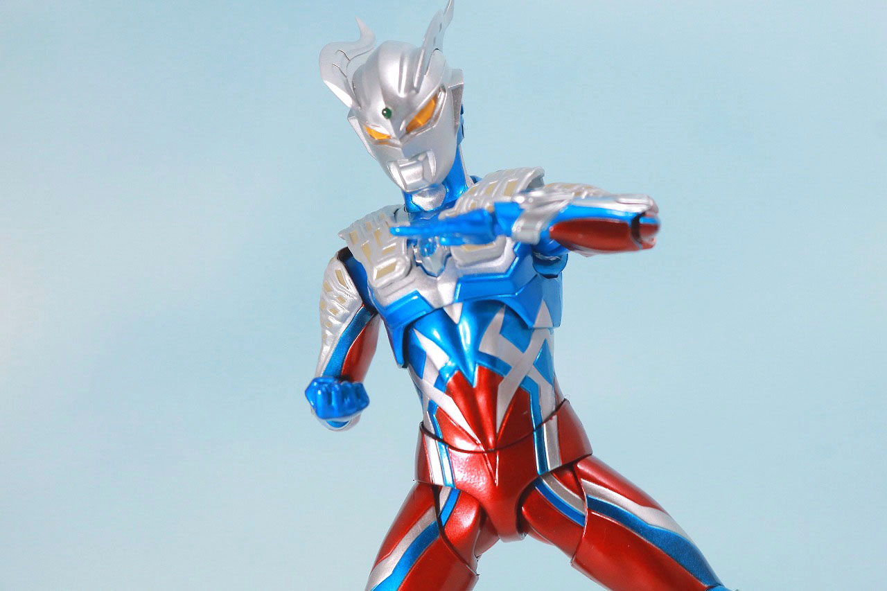 S.H.フィギュアーツ　ウルトラマンゼロ 10th Anniversary スペシャルカラーVer.　レビュー　アクション