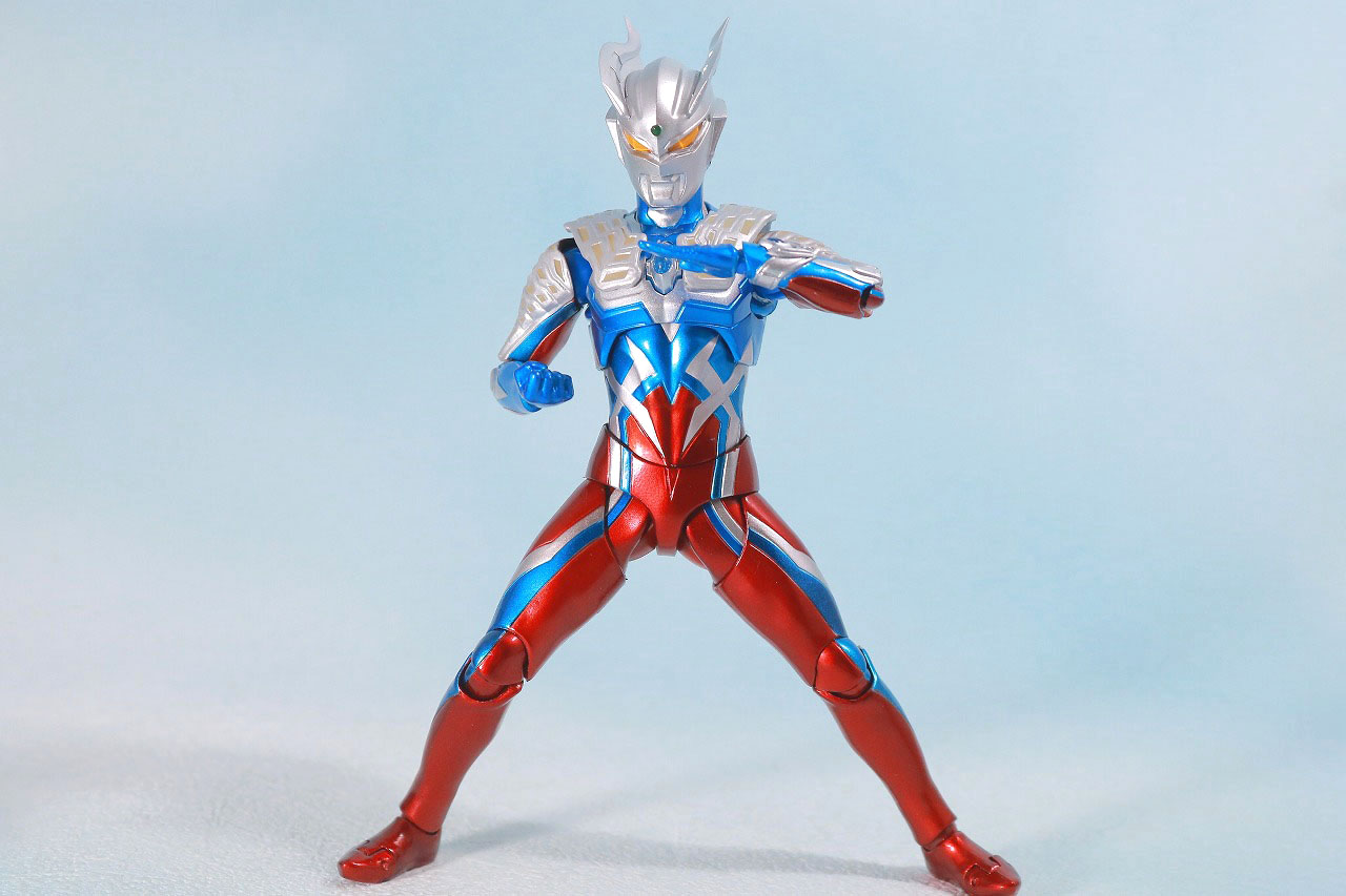 S.H.フィギュアーツ　ウルトラマンゼロ 10th Anniversary スペシャルカラーVer.　レビュー　アクション