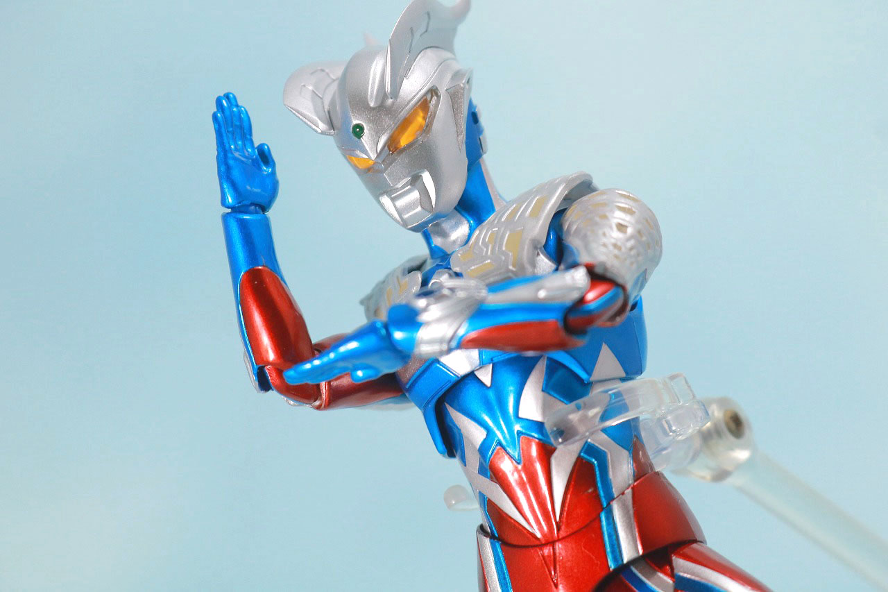 S.H.フィギュアーツ　ウルトラマンゼロ 10th Anniversary スペシャルカラーVer.　レビュー　アクション