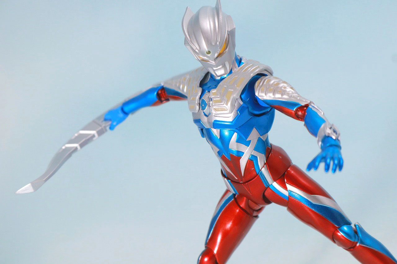 S.H.フィギュアーツ　ウルトラマンゼロ 10th Anniversary スペシャルカラーVer.　レビュー　アクション