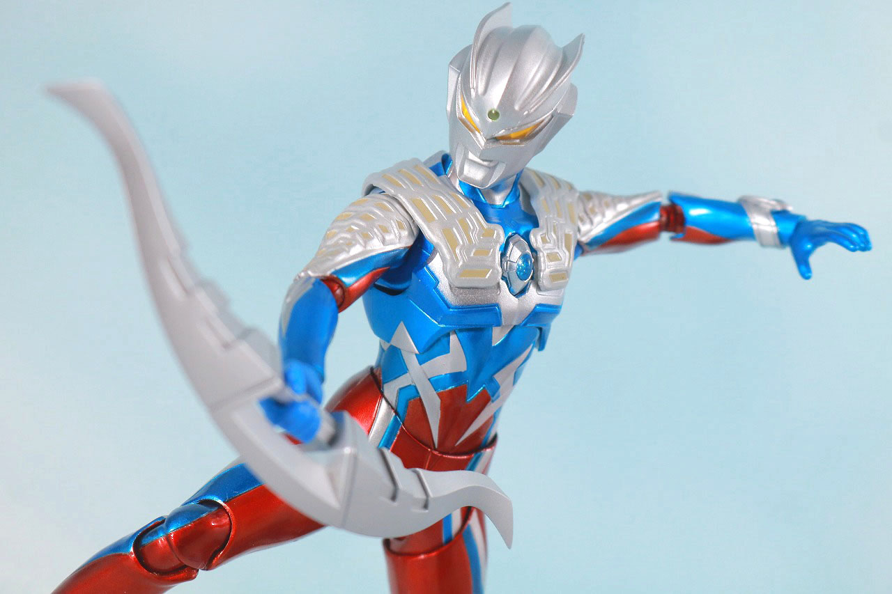 S.H.フィギュアーツ　ウルトラマンゼロ 10th Anniversary スペシャルカラーVer.　レビュー　アクション