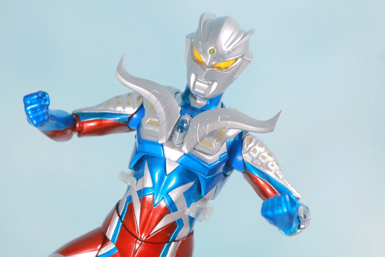 S.H.フィギュアーツ　ウルトラマンゼロ 10th Anniversary スペシャルカラーVer.　レビュー　アクション